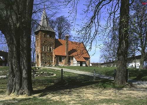 Kościół w Suchej Koszalińskiej